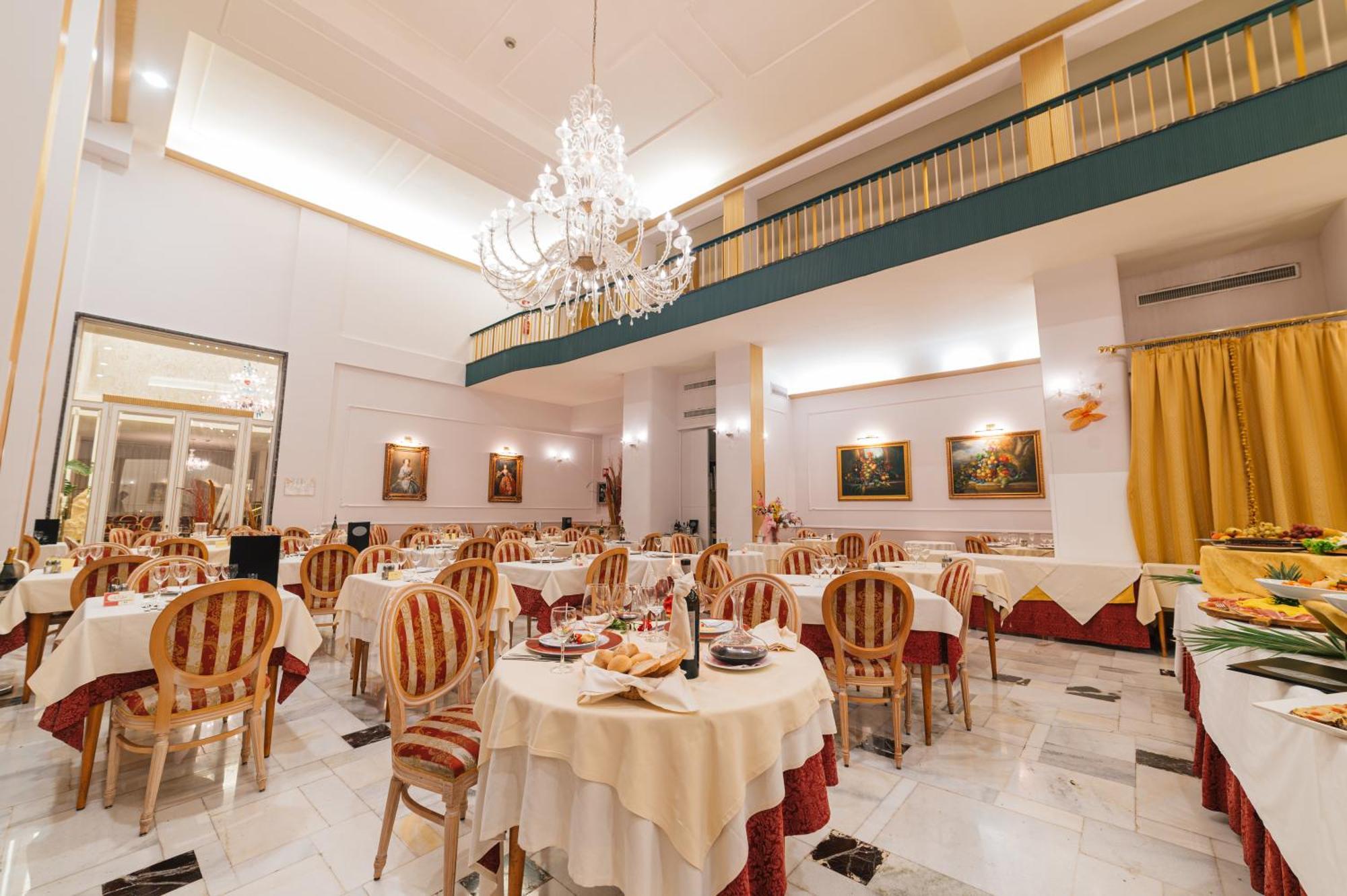 Hotel Terme Helvetia Abano Terme Exterior photo