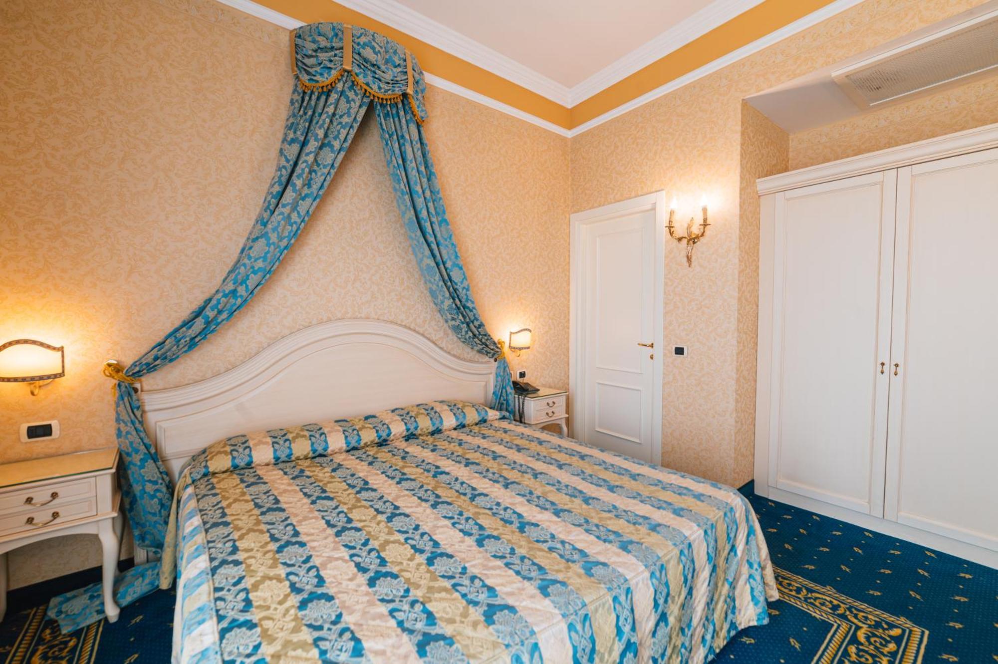 Hotel Terme Helvetia Abano Terme Exterior photo