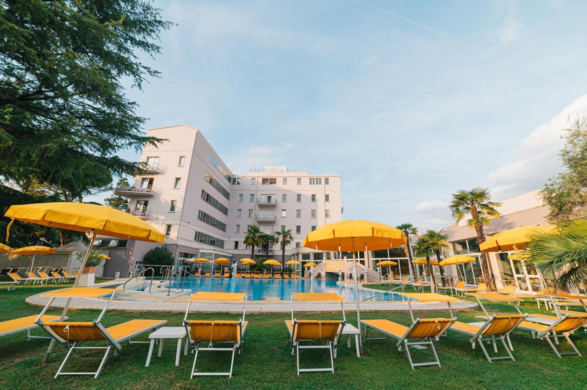 Hotel Terme Helvetia Abano Terme Exterior photo